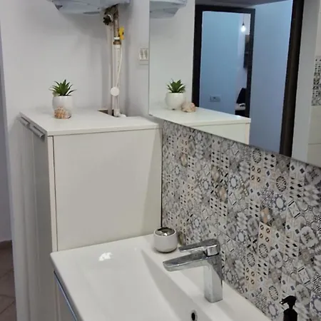 Διαμέρισμα Lala's Sweet Nest By The Sea Side *