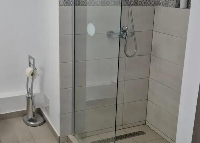 Lala's Sweet Nest By The Sea Side